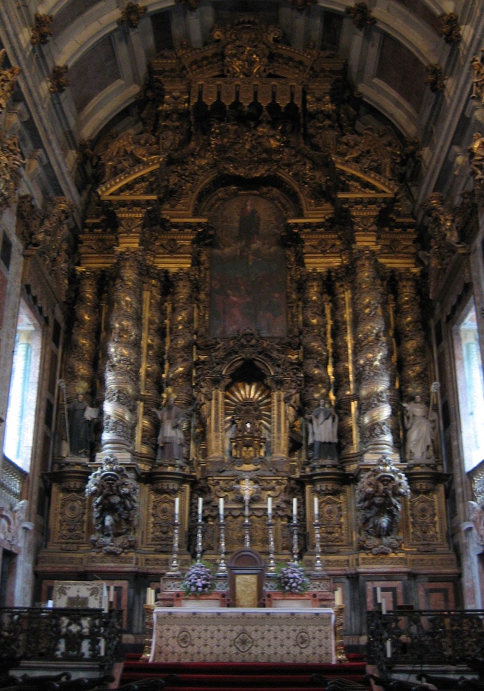 Altar mayor de la Catedral de Oporto qué ver en Oporto