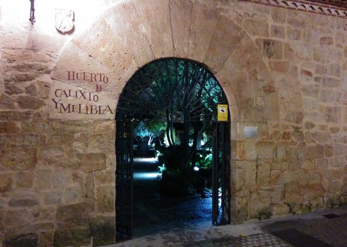 Entrada del Huerto de Calixto y Melibea que ver en Salamanca