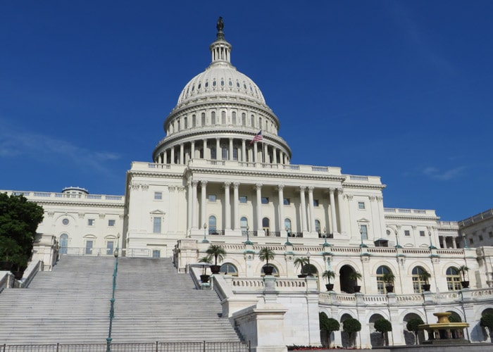 Vista trasera del Capitolio de los Estados Unidos Washington