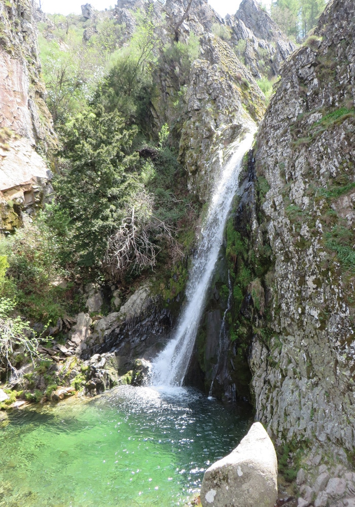 Cascada del Pozo del Infierno Ruta del Jabalí