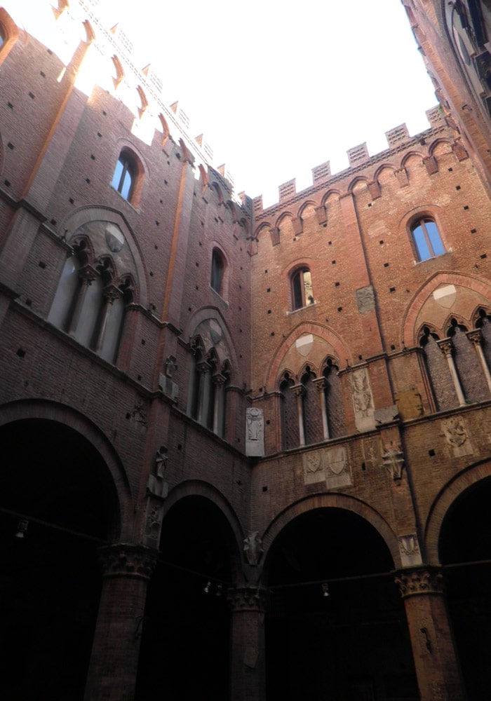 Interior del Palacio Comunal de Siena