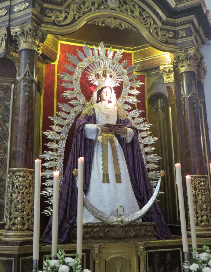 Nuestra Señora de la O de Gloria en Triana vírgenes de Sevilla