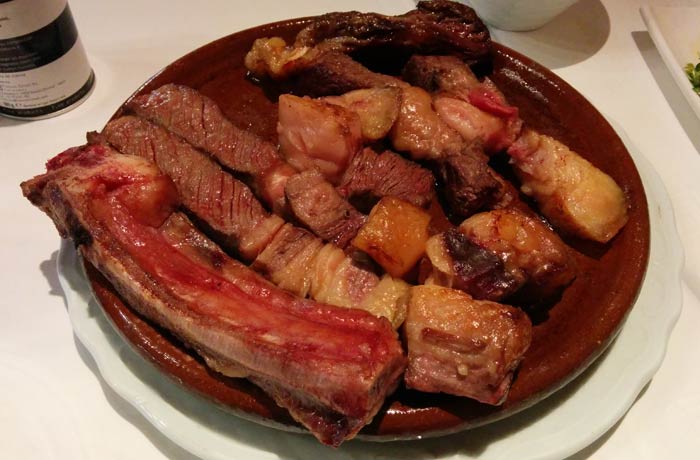 Carne de morucha troceada del Casa Pacheco restaurantes en Salamanca provincia