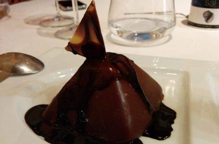 Pirámide tres chocolates del Casa Pacheco restaurantes en Salamanca provincia