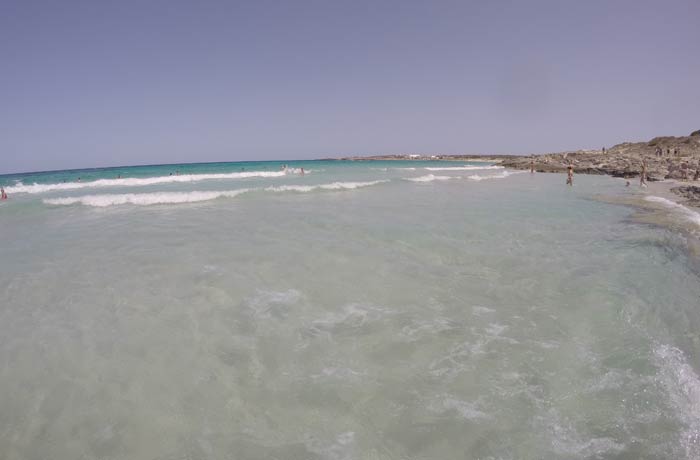 Sa Roqueta desde dentro del agua Playas de Formentera