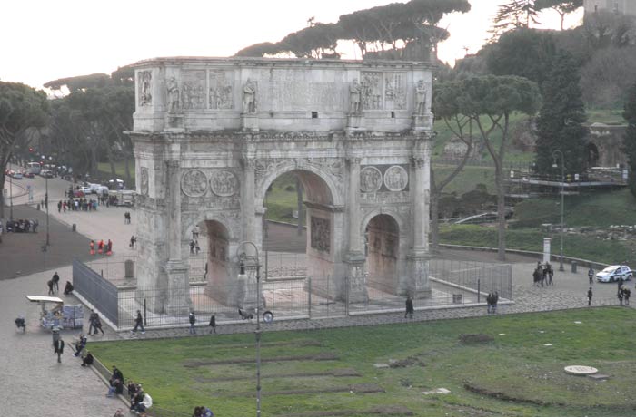 Arco de Constantino Coliseo y Foro Romano