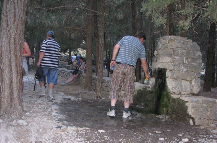 Zona de descanso de Christos, en la parte final del camino Garganta de Samaria