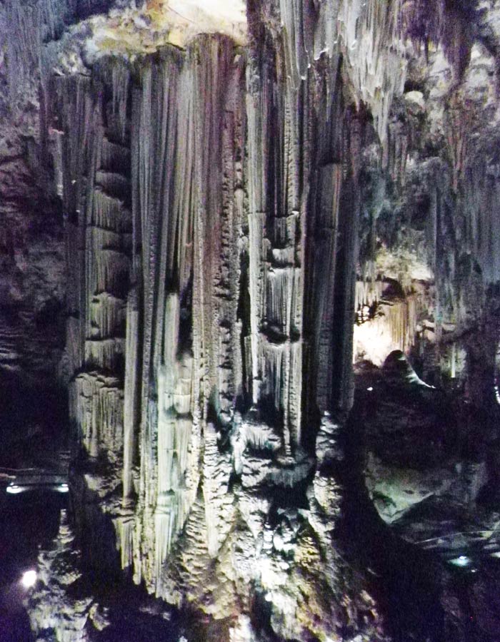 Interior de la Cueva de Nerja
