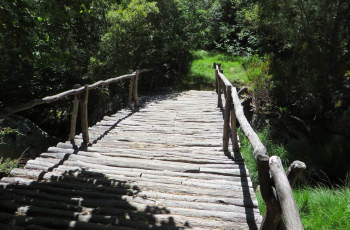 Puente sobre el río Truchas en el tramo de regreso Cascada de Sotillo
