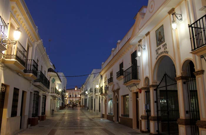 Calle Andalucía qué ver en Moguer