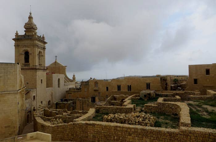 Restos arqueológicos junto a la Catedral de Victoria que ver en Gozo