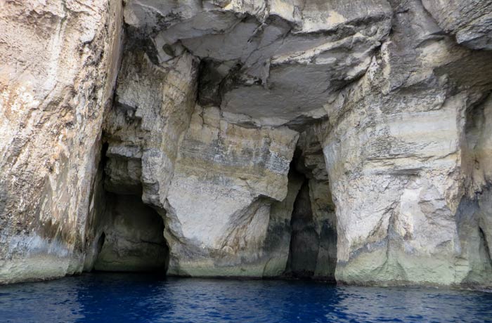 Otras de las grutas de la costa de Gozo