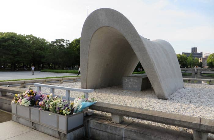 Cenotafio Conmemorativo en el Parque Memorial de la Paz que ver en Hiroshima