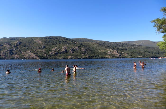 Aguas cristalinas del Lago de Sanabria