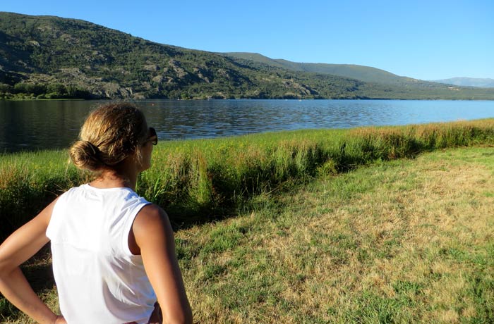 Contemplando el Lago de Sanabria desde los alrededores de Ribadelago Nuevo