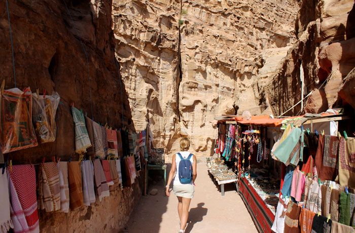 Puestos de los beduinos de camino al Monasterio que ver en Petra