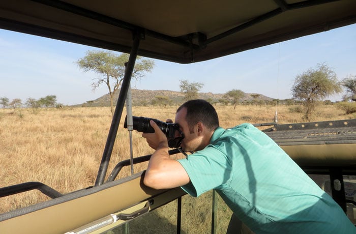 Una de nuestras cámaras durante el safari en Tanzania