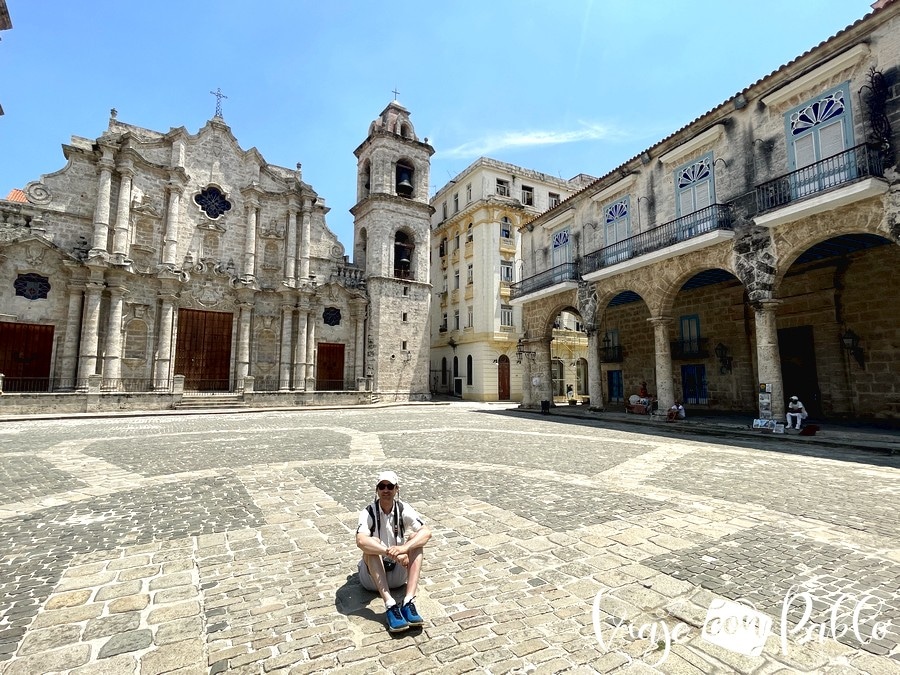 Plaza de la Catedral de La Habana cuba por libre