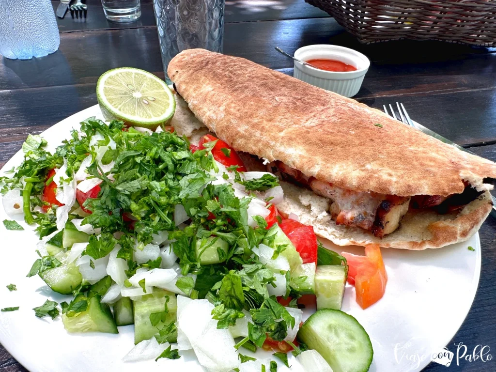 Pita del restaurante Half Way House